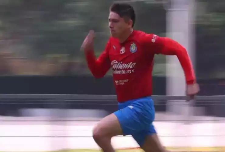 Uziel García, nuevo refuerzo de Chivas