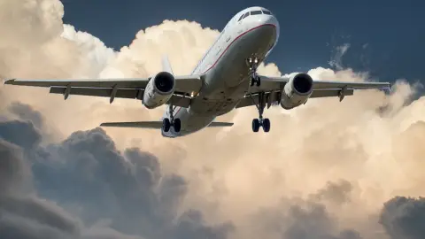 ¿Quieres llegar desde el centro de Guadalajara al Aeropuerto? Estas son las alternativas