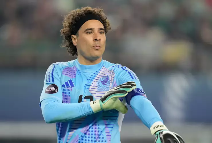 El futuro de Guillermo Ochoa estaría en Grecia o en Rusia