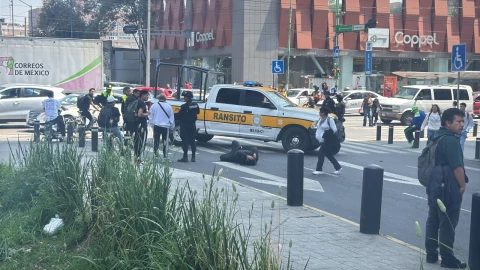 CDMX: Joven en patín eléctrico es arrollado por auto que se pasó el rojo