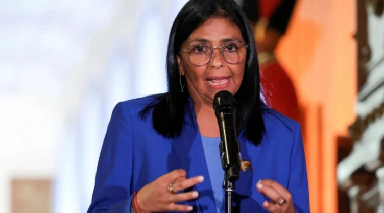 Aumento-de-salario-en-Venezuela_-Delcy-Rodríguez-confirma-ajuste-para-mayo-y-explica-cómo-se-aplicar.webp