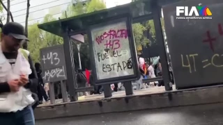 43 normalistas de Ayotzinapa.jpg