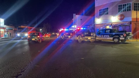 Pobladores de Zacatelco, Tlaxcala linchan a policía tras asalto y asesinato de taxista