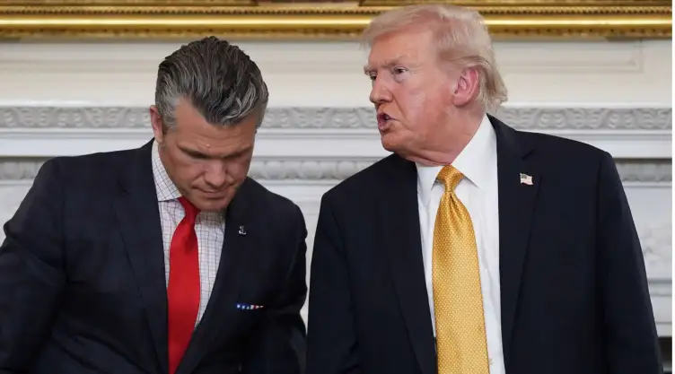 Pete Hegseth y Donald Trump en la Casa Blanca.