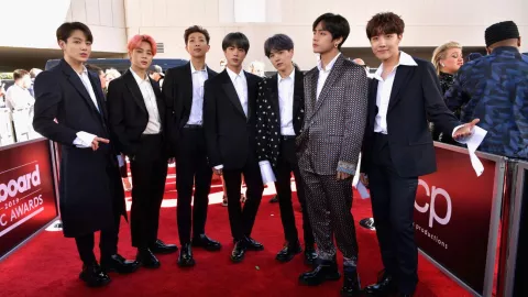 Fans de BTS no dejan de denunciar a revendedores con boletos en Jalisco