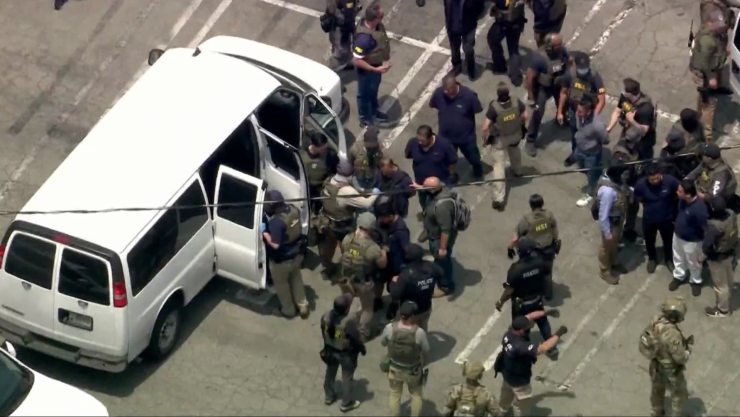 Protesta contra redadas migratorias en Los Ángeles: Reportan 42 mexicanos detenidos