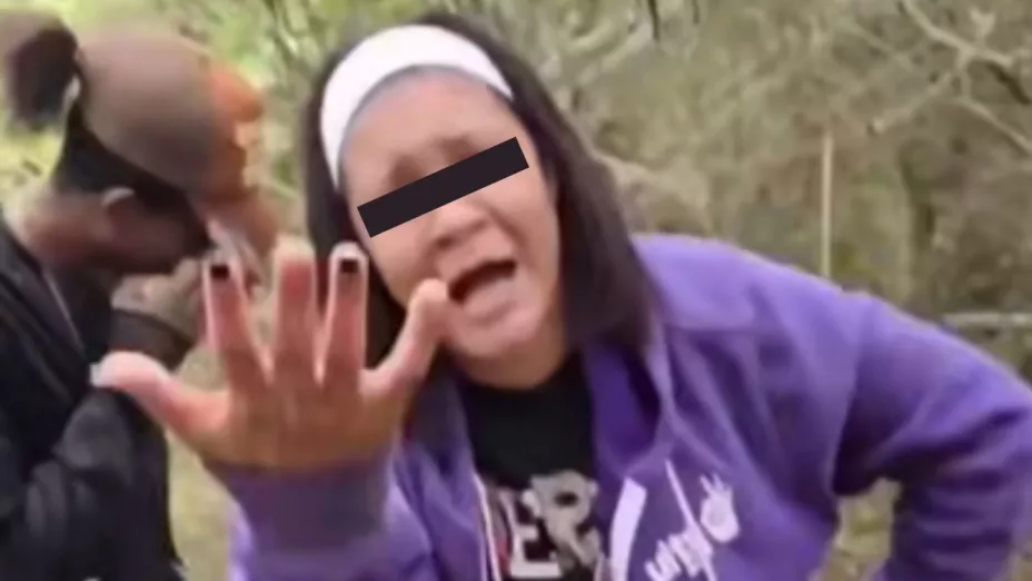 Hombre graba a su pareja con su mejor amigo en el monte