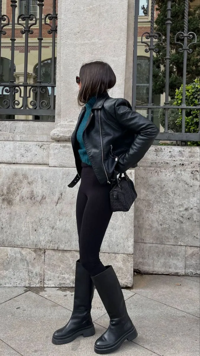 Cómo llevar leggings con botas según las tendencias de otoño 2026