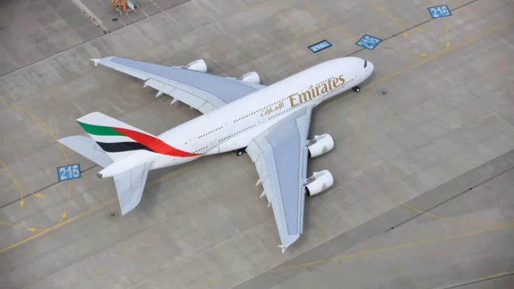 Emirates avión