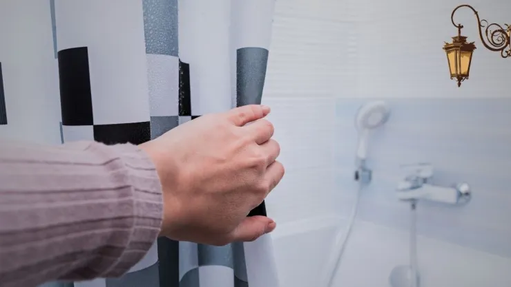 5 opciones para reemplazar la cortina del baño por soluciones más vintage.jpg