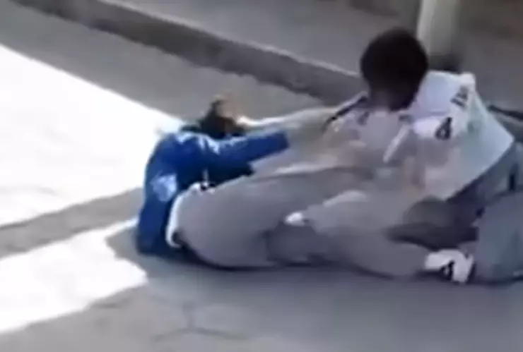 Jovencitas estudiantes de Telesecundaria de San Marcos Contla, Tlaxcala se agarran a golpes