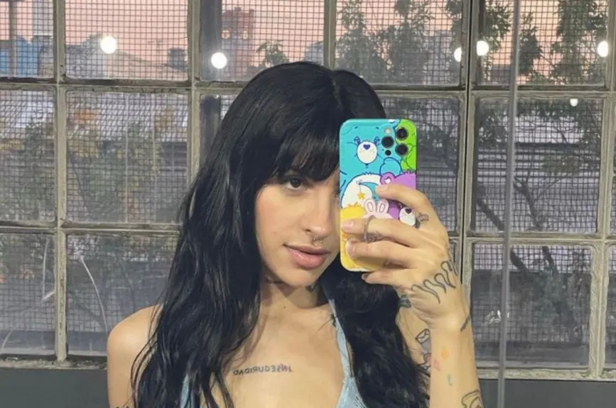 Nicki Nicole y Cazzu de fiesta (18).jpg