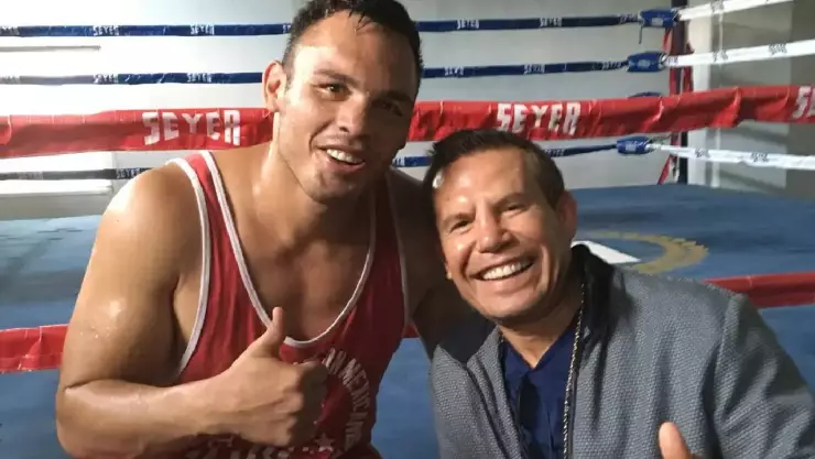 ¿Julio César Chávez Jr fue ingresado a un hospital psiquiátrico_ Esto dice su famoso padre boxeador