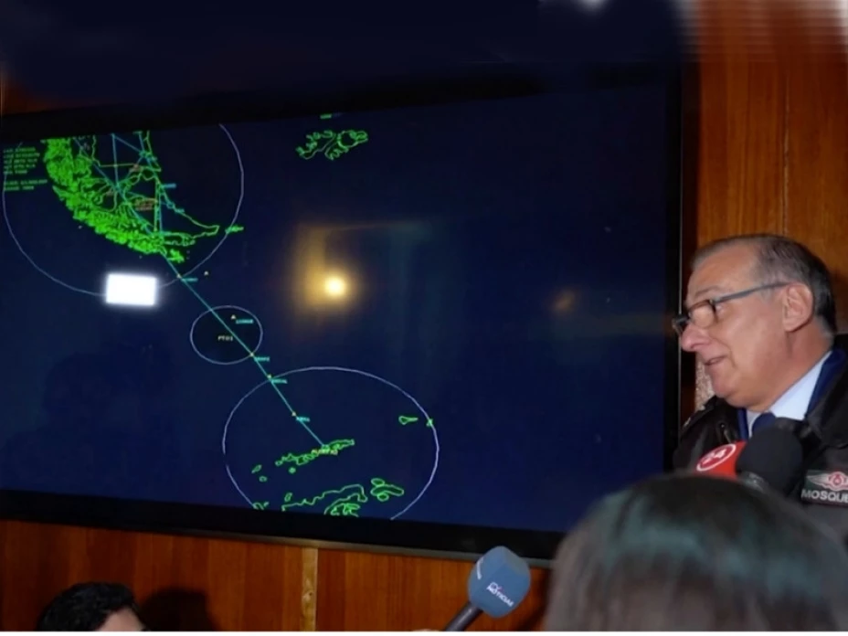 Busqueda avión chileno.