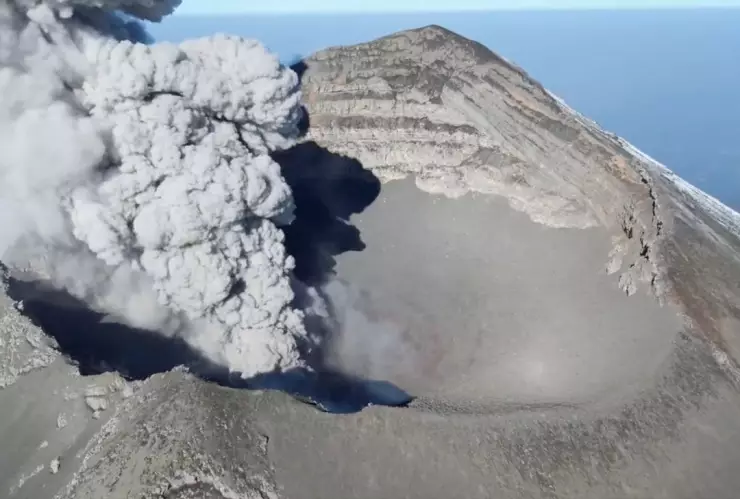 Regreso a clases tras caída de ceniza del volcán Popocatépetl
