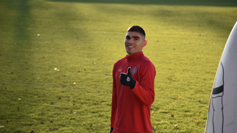 Johan Vásque entrena con el Cremonese