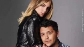 Belinda y Nodal de gala..jpg