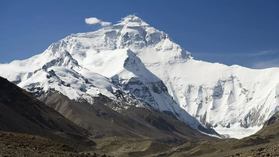 Mueren mexicanos en accidente de helicóptero en el Everest