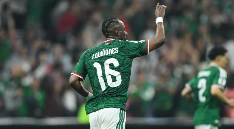 Julián Quiñones IGUALA a Javier Hernández y Luis Hernández como MÁXIMO goleador de México en Mundiales