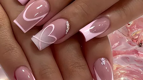 45 diseños de uñas para San Valentín en almendradas o cuadradas: son sencillas, elegantes y sutiles