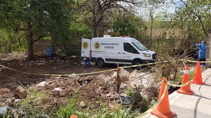 Hallan CADÁVER en terreno baldío al orienteen Mérida