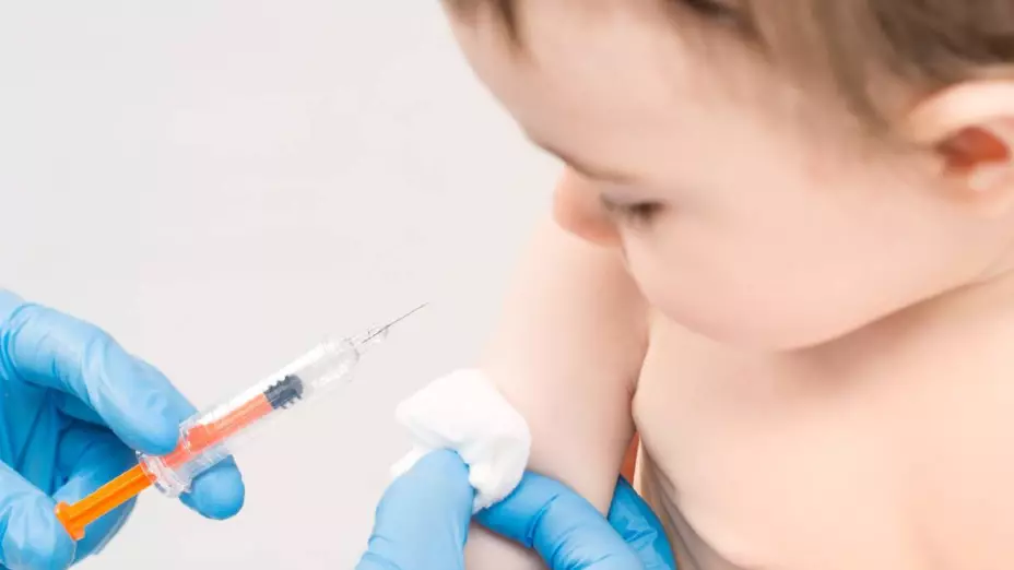 Estados Unidos autoriza vacuna contra Covid-19 en niños de 6 meses y más