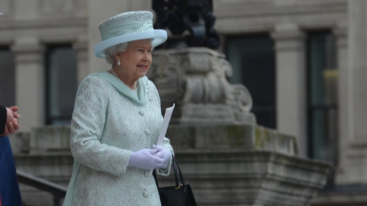 El día que un desconocido entró a la habitación de la Reina Isabel II