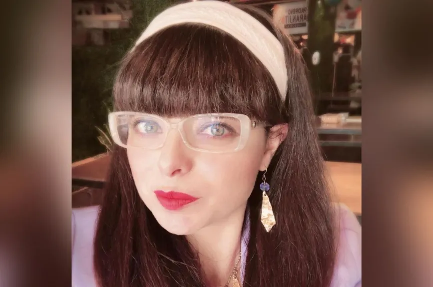 Violeta Isfel