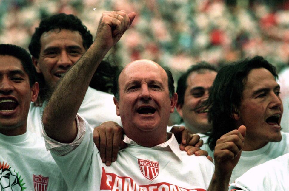 LAPUENTE, UNO DE LOS ÍCONOS DE LA DIRECCIÓN TÉCNICA EN EL FUTBOL MEXICANO