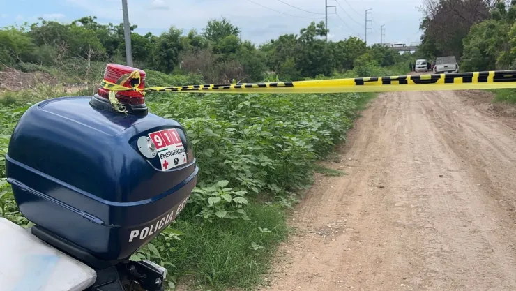 Asesinan a expolicía municiopal en el sector Barracnos en Culiacán. (1).jpg
