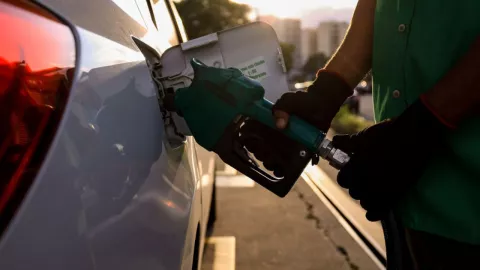 Sube precio de gasolina premium