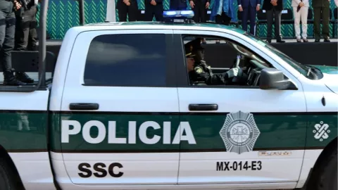 Chocan a una patrulla en la Benito Juárez y 8 policías terminan en el hospital