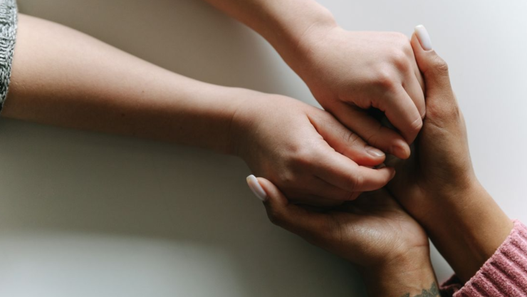 3 señales psicológicas que indican que estás sufriendo de fatiga por exceso de empatía