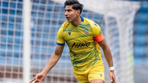 Delantero mexicano goleador Europa