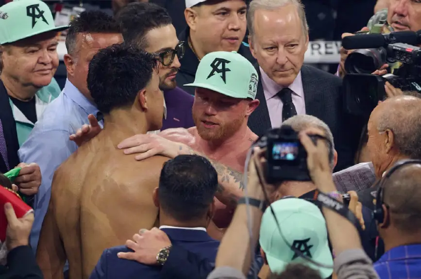 Canelo Álvarez vence a Jaime Munguía en una gran pelea.jpg