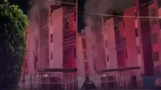 Incendio en departamentos en Zapopan desata el pánico