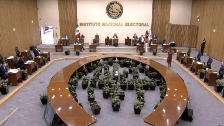 revocación de mandato INE