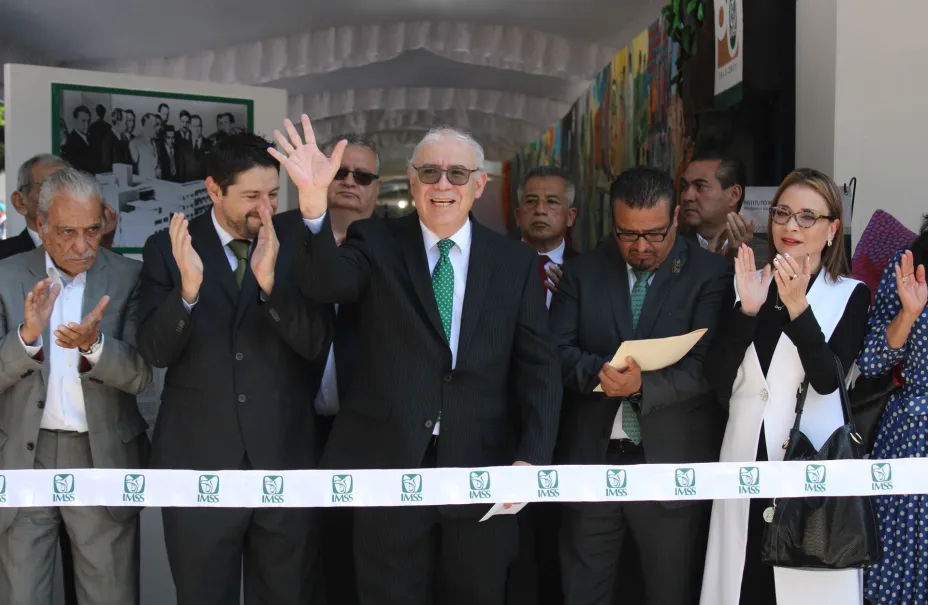 IMSS 80 aniversario.jpg