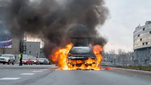 vehículo se incendió