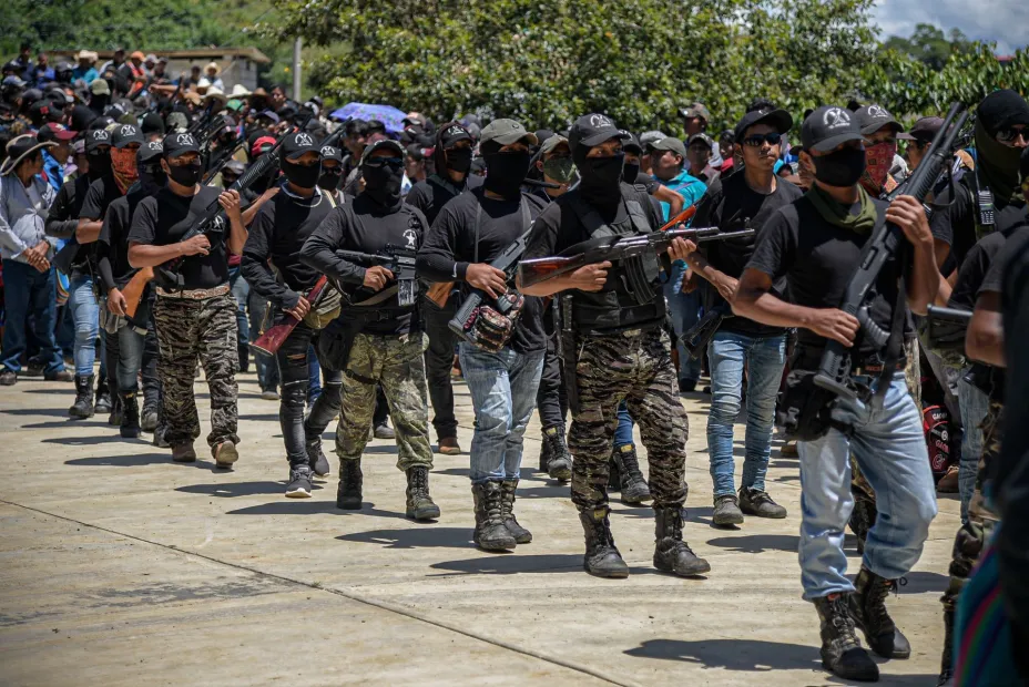 Autodefensas Machete chiapascuartoscuro.jpeg