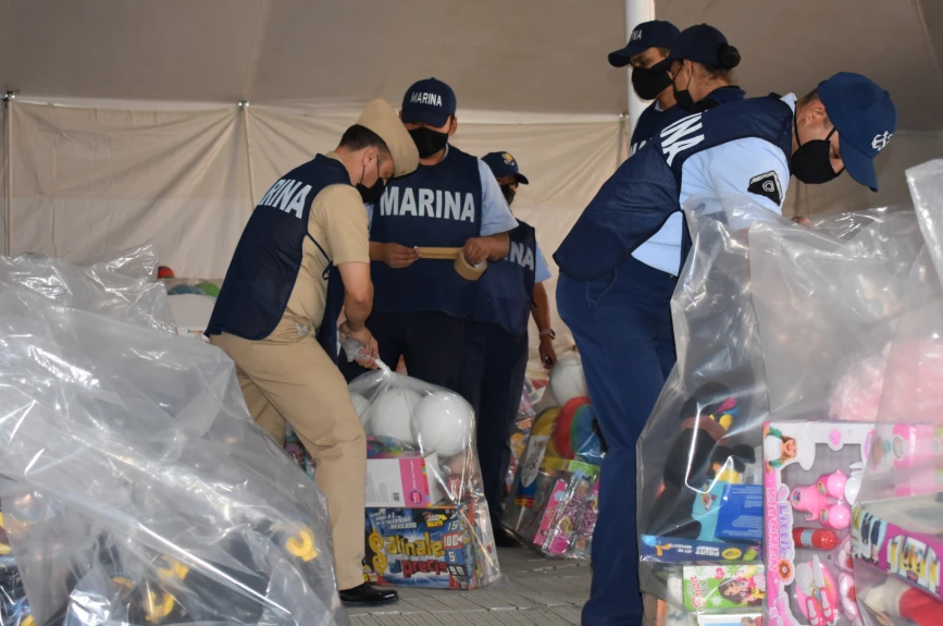 ¡La Secretaría de Marina sigue presente para ayudar a la misión del Juguetón Azteca!