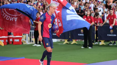 Dani Olmo Barcelona.jpg