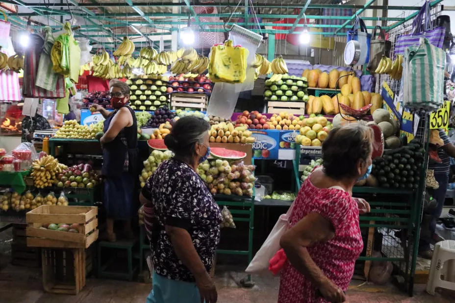 Mercado cuartoscuro.jpeg