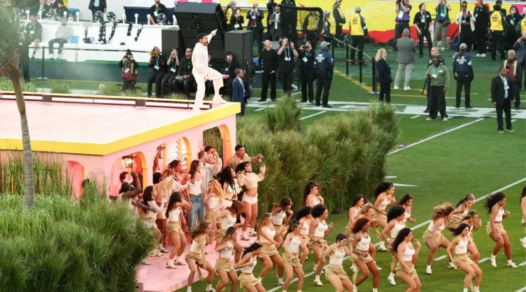 Show de medio tiempo de Super Bowl 2026 Estos fueron los invitados a la casita de Bad Bunny