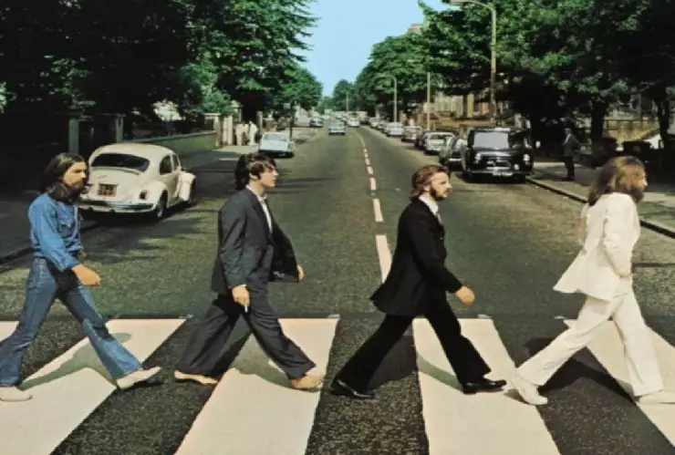 Abbey-Road-la-historia-de-la-portada-de-los-Beatles.jpg