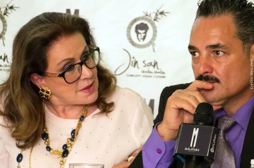 Laura Zapata.