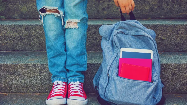 Guía para padres: cuánto debe pesar la mochila de un niño en el regreso a clases
