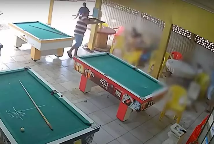 VIDEO Hombres matan a 7 personas en billar porque se rieron de ellos