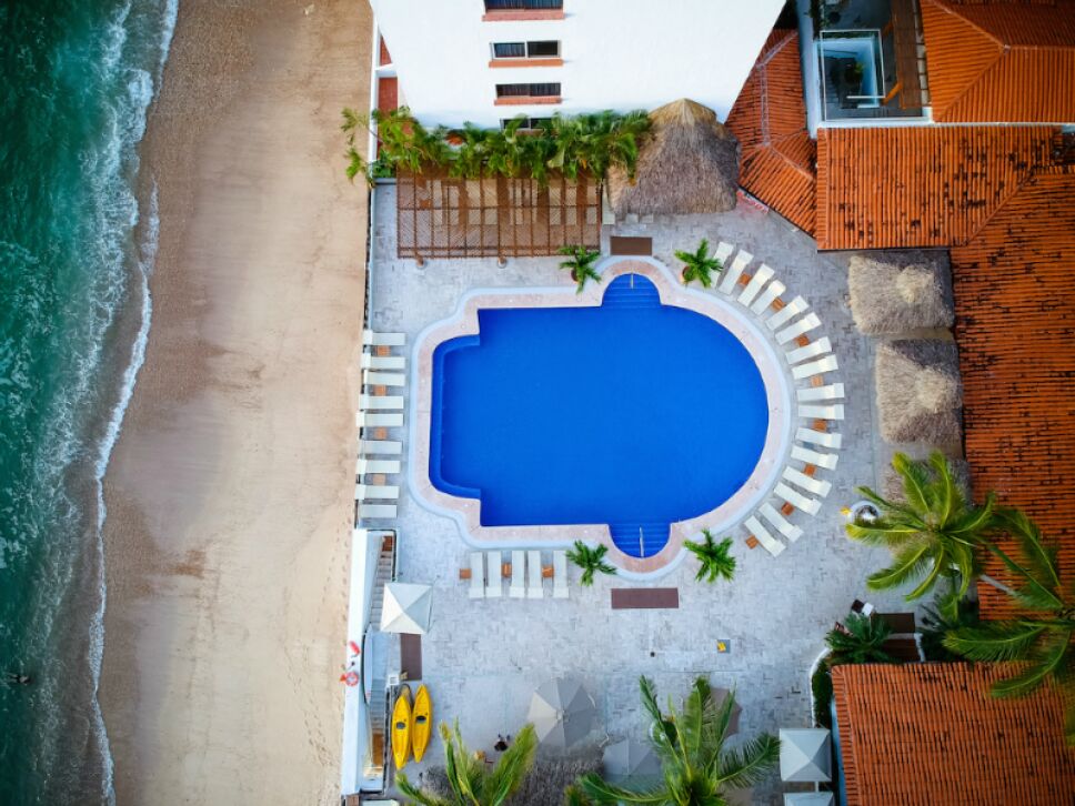 costa sur pool