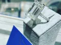 Anillo de compromiso de Belinda.